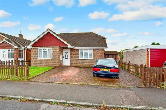 2 Bedroom Detached Bungalow For Sale In Bell Way, Kingswood, Maidstone, Kent, ME17