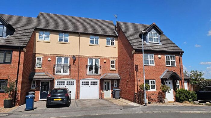 3 Bedroom Terraced House For Sale In Hudson Way, Radcliffe-On-Trent, NG12