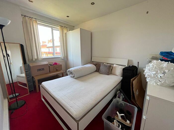 2 Bedroom Apartment To Rent In Redmires Court, Eccles New Road, Salford, M5
