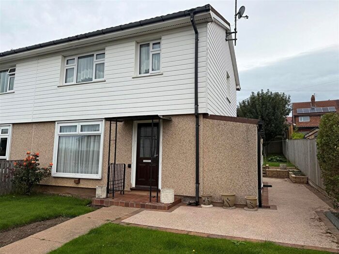 3 Bedroom Semi Detached House To Rent In Briercliffe, Scarborough, YO12