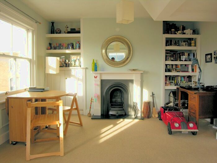 2 Bedroom Maisonette To Rent In Chetwynd Road, Dartmouth Park, London, NW5