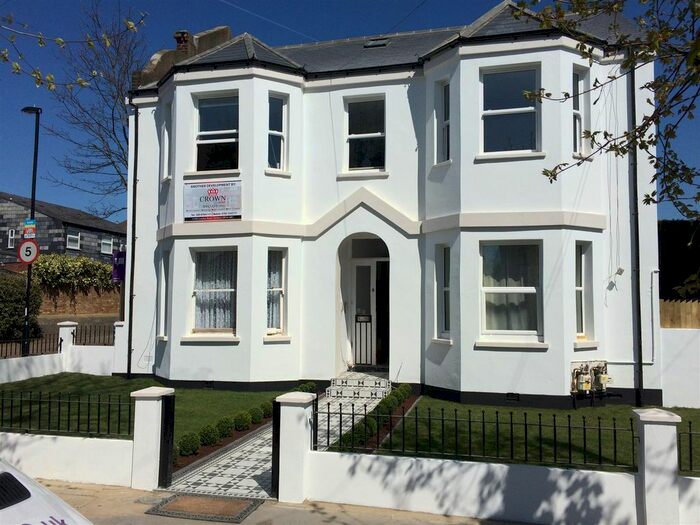 2 Bedroom Flat To Rent In Norbury Avenue, Thornton Heath, CR7