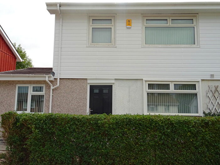 5 Bedroom Semi-Detached House To Rent In Cosy Bedroom House Near Warwick Uni, CV4