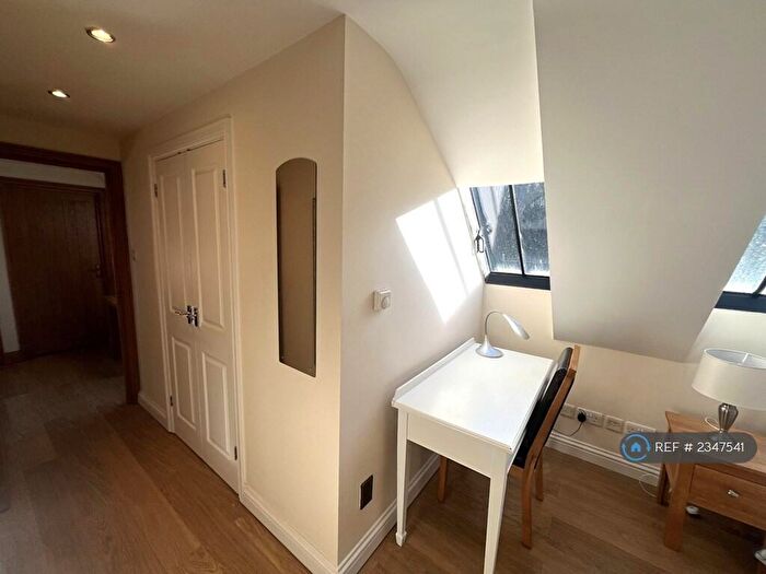 Studio To Rent In Frome Glen, Winterbourne Down, Bristol, BS36