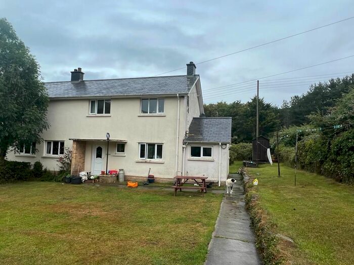 3 Bedroom Semi-Detached House For Sale In Llanon, SY23