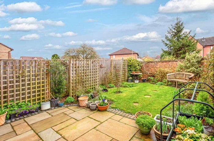 1 Bedroom Semi-Detached House To Rent In Fircroft Close, Bicester, OX26