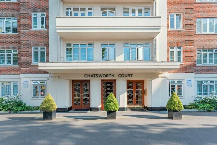 Studio To Rent In Pembroke Road, London, W8