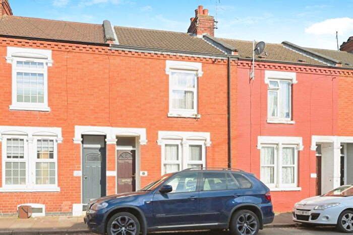 2 Bedroom Terraced House For Sale In Allen Road, Northampton, NN1