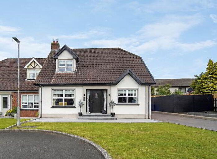4 Bedroom Semi-detached Chalet Bungalows For Sale In Bracken Court, Dungannon, BT71
