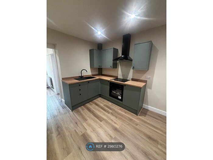 3 Bedroom Terraced House To Rent In Bute St, Treorchy, CF42