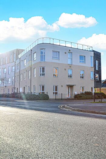 2 Bedroom Flat To Rent In Flack End, Orchard Park, Cambridge, CB4