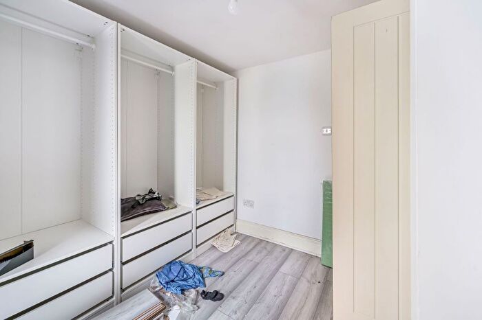 2 Bedroom Flat For Sale In A Eversholt Street, Euston, London, NW1