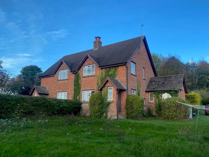 3 Bedroom Semi-Detached House To Rent In , BH21