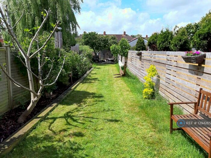 3 Bedroom End Of Terrace House To Rent In Somermead, Bristol, BS3