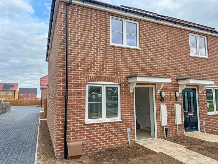 2 Bedroom Semi-Detached House To Rent In Millfield, Spalding Common, Spalding, PE11