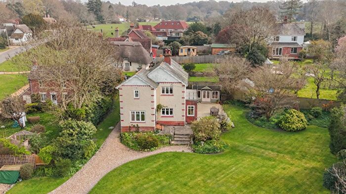 3 Bedroom Detached House For Sale In The Common, Woodgreen, Fordingbridge, SP6