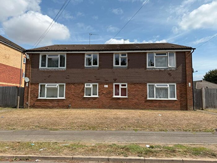 1 Bedroom Apartment For Sale In Swinburne Road, Wellingborough, Northamptonshire, NN8