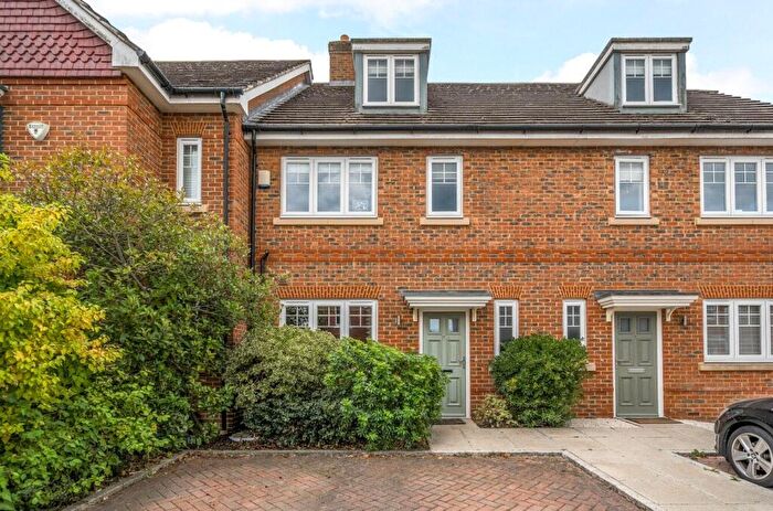 5 Bedroom Terraced House For Sale In Station Road, Shalford, Guildford, Surrey, GU4