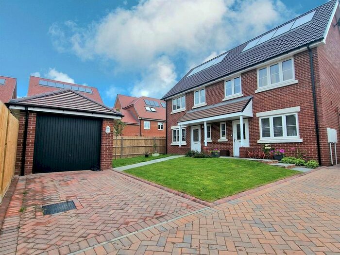 3 Bedroom Semi-Detached House To Rent In Moorlands Way, Whitehill, Bordon, GU35