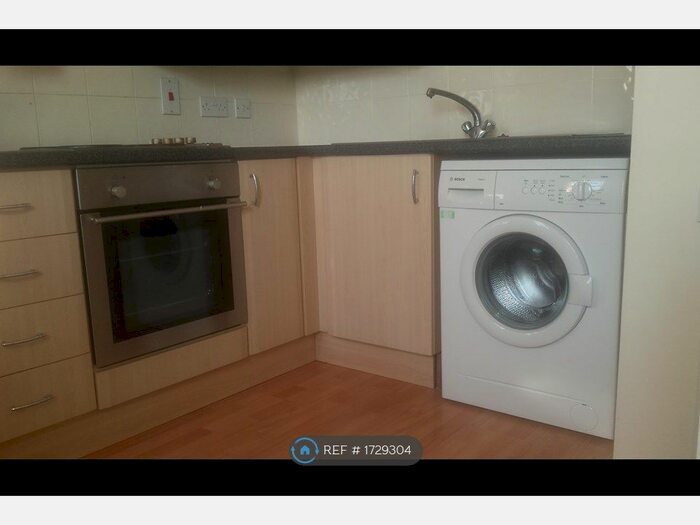 Studio To Rent In Sheep Market, Leek, ST13