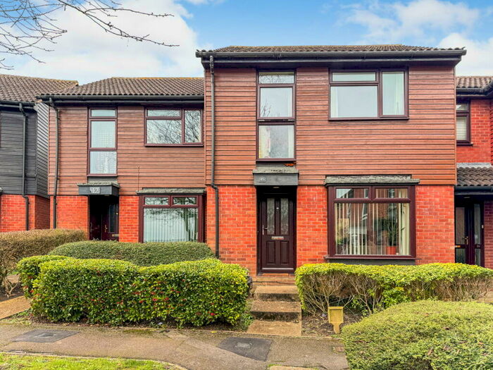 Houses for sale in Stonea Close, Reading, RG6