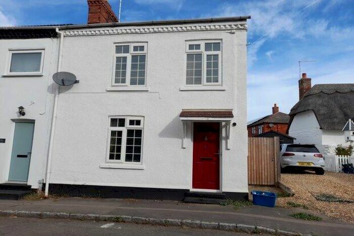 2 Bedroom Cottage To Rent In Bradwell, Milton Keynes, MK13