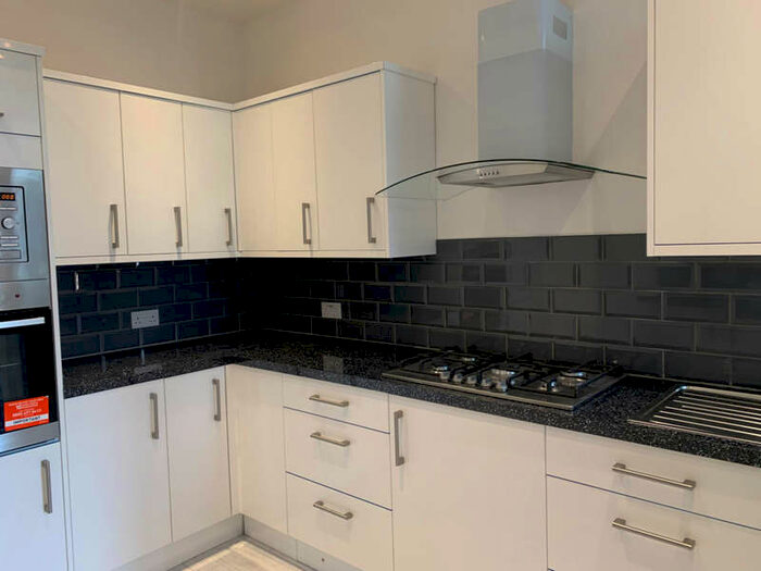 4 Bedroom Terraced House To Rent In Rainham Road, Gillingham, ME7