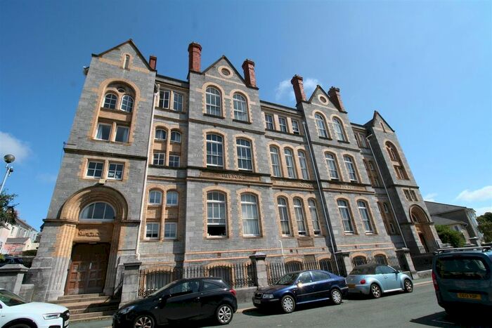 2 Bedroom Flat To Rent In Regent Street, Plymouth, PL4