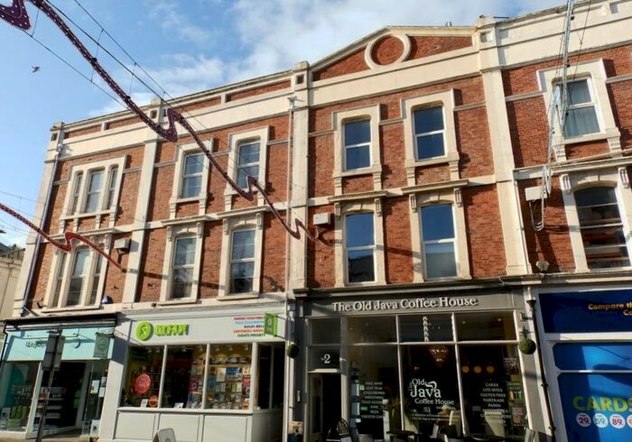 1 Bedroom Flat To Rent In Den Road, Teignmouth, Devon, TQ14