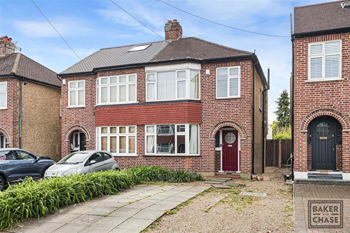 3 Bedroom Semi Detached House For Sale In Burnham Close, Enfield, EN1