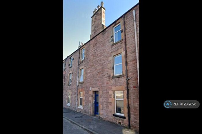 2 Bedroom Flat To Rent In Riverside, Stirling, FK8
