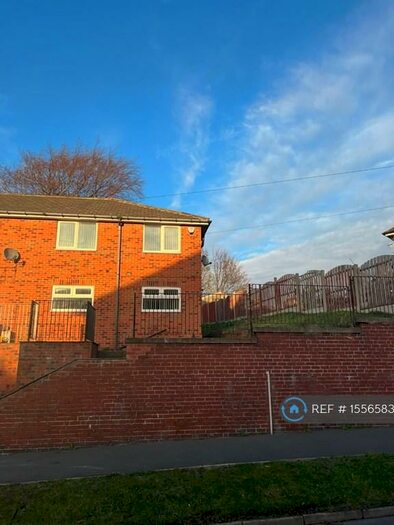 3 Bedroom Semi-Detached House To Rent In Browning Road, Sheffield, S6
