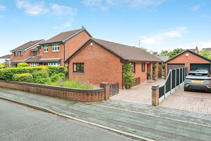 3 Bedroom Bungalow For Sale In Arran Close, Fearnhead, Warrington, Cheshire, WA2