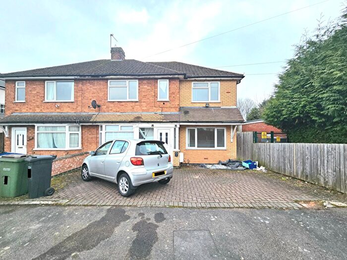 6 Bedroom Semi-Detached House To Rent In Fairfield Road, Oadby, LE2