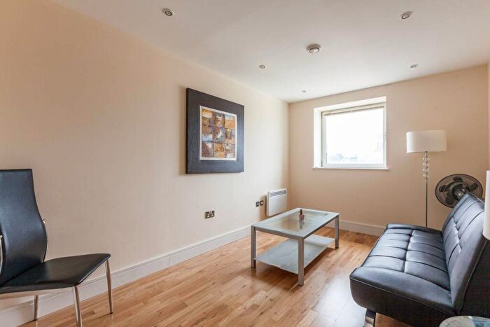 1 Bedroom Flat To Rent In Hare Marsh, , Bethnal Green, London, E2