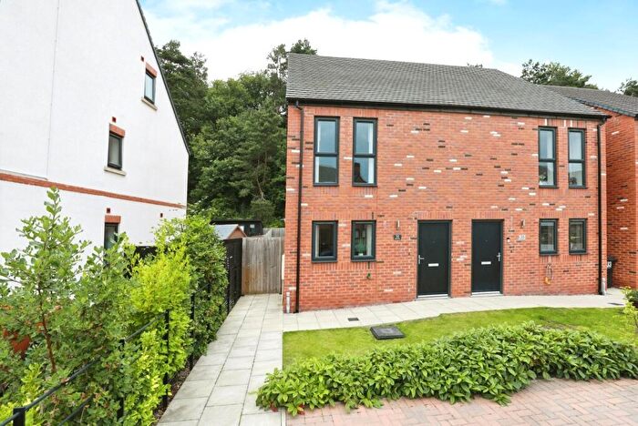 2 Bedroom Semi Detached House For Sale In Mara Drive, Oakmere, Northwich, Cheshire, CW8