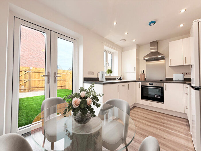 2 Bedroom House To Rent In Birch Close, Exeter, EX1