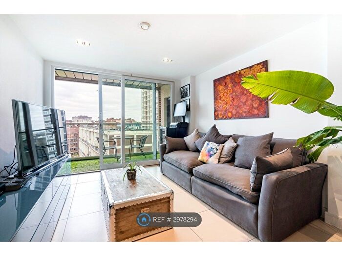 1 Bedroom Flat To Rent In The Spectrum Buildings, London, N1