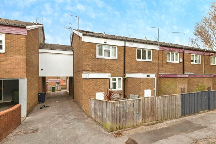3 Bedroom Terraced House For Sale In Elliott Drive, Gateshead, Tyne And Wear, NE10