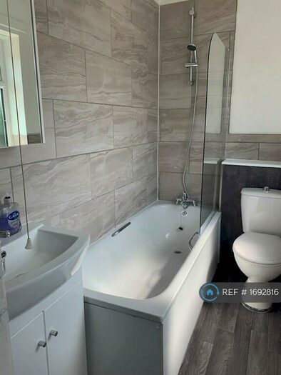 2 Bedroom Terraced House To Rent In Hempstalls, Basildon, SS15