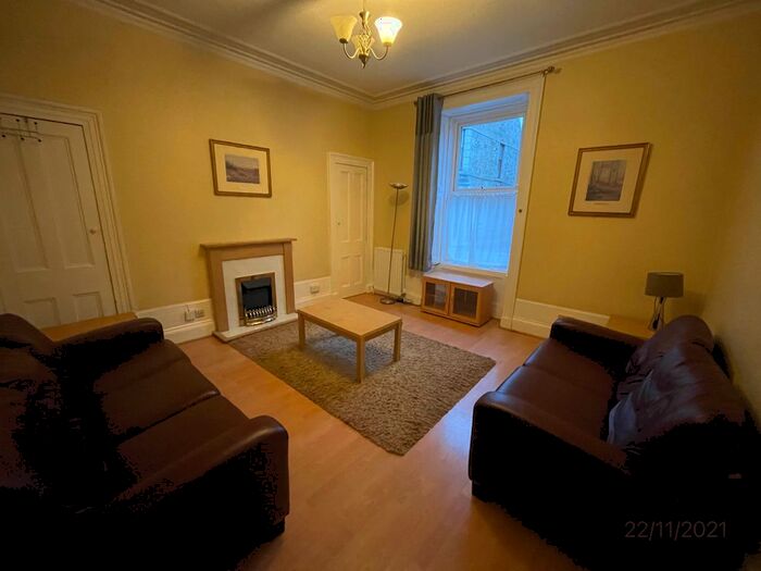 1 Bedroom Flat To Rent In Thistle Street, Ground Floor Right, Aberdeen, AB10