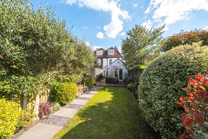 3 Bedroom Terraced House For Sale In High Street, Thames Ditton, KT7