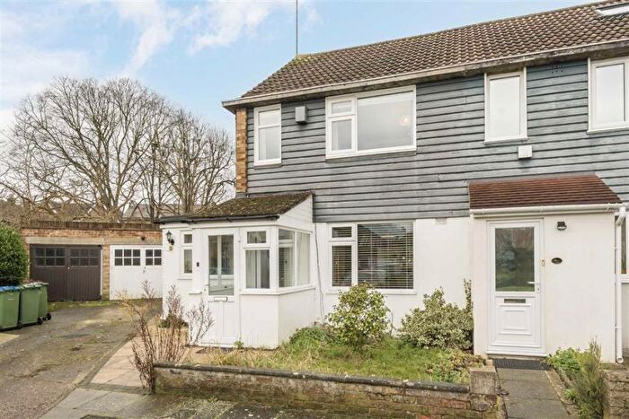 2 Bedroom Semi-Detached House To Rent In Reed Close, Lee, SE12