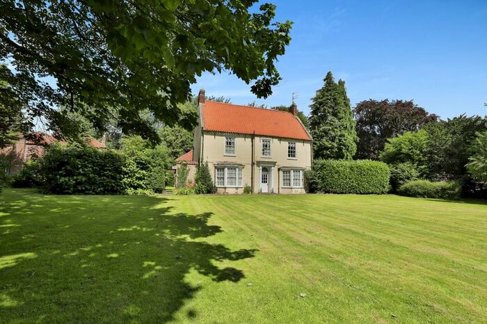 6 Bedroom Detached House For Sale In Gibson Lane South, Melton, North Ferriby, HU14