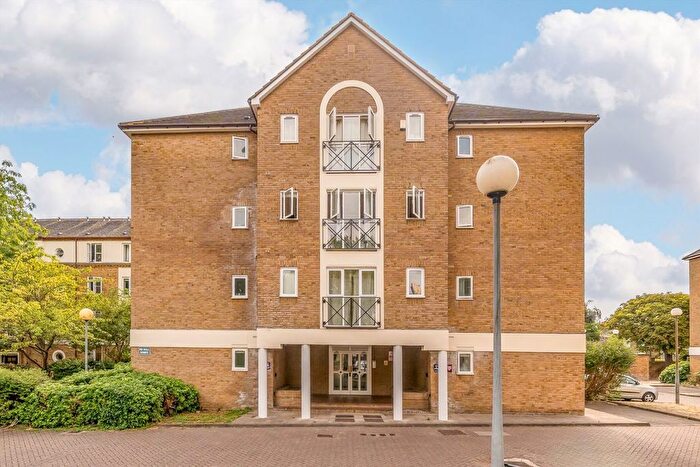 1 Bedroom Flat For Sale In Farrow Lane, New Cross, SE14