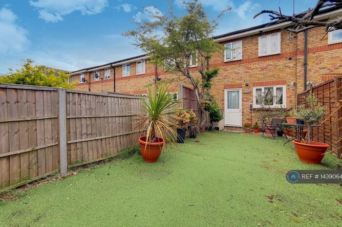 2 Bedroom Terraced House To Rent In Golden Plover Close, London, E16