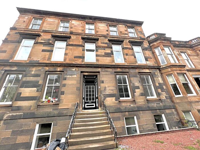 Flat To Rent In Hillhead Street Flat, G12