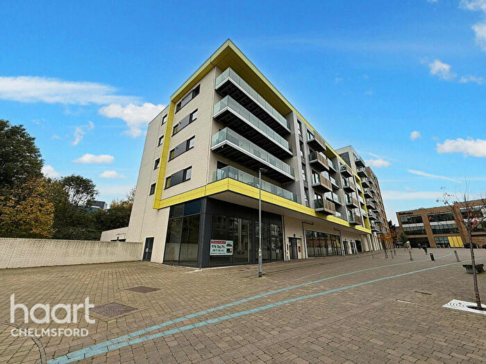 2 Bedroom Apartment For Sale In Cunard Square, Chelmsford, CM1