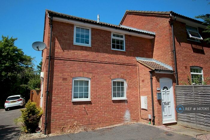 1 Bedroom Maisonette To Rent In Twyford Drive, Stopsley, LU2