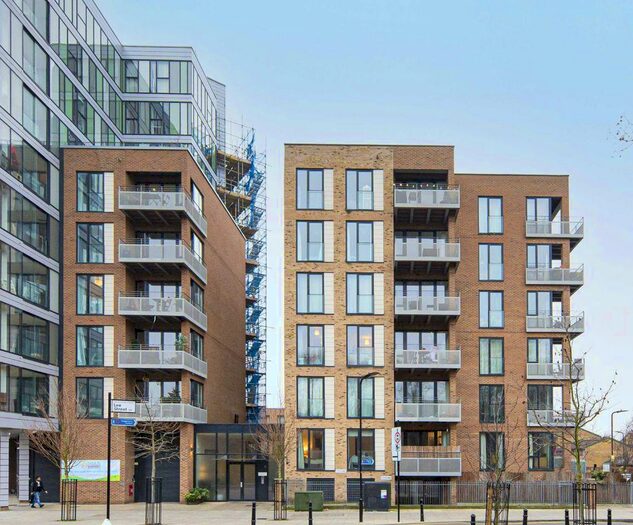 2 Bedroom Flat To Rent In Lee Street, Haggerston Park, E8